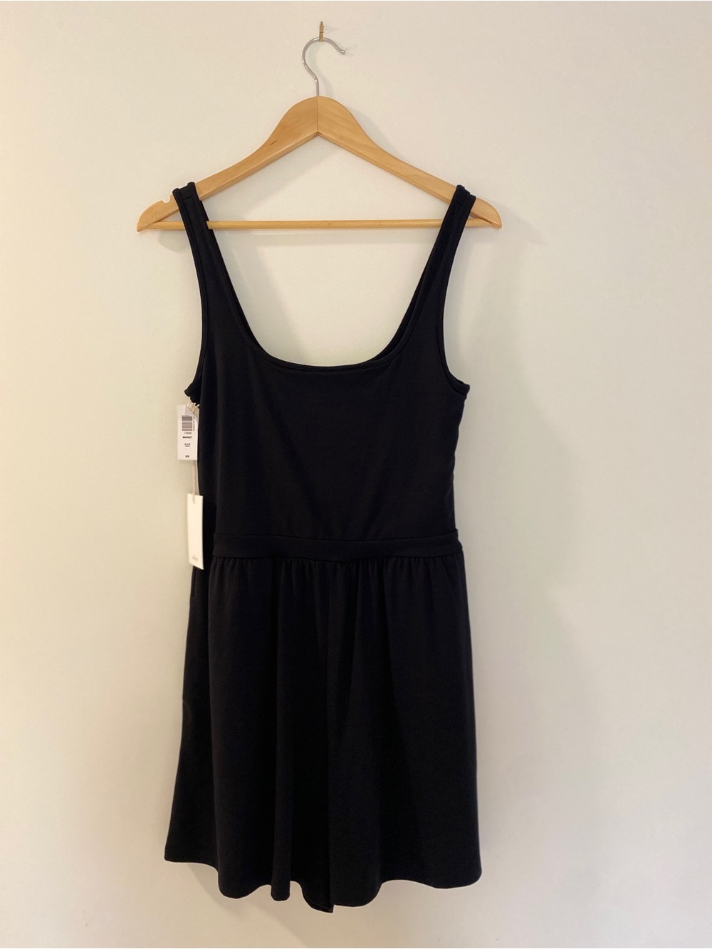 Aritzia Black Shorts Romper – Size M | NWT | Pockets